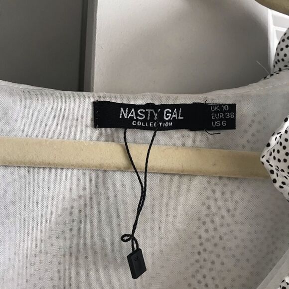 NASTY GAL POLKA DOT RUFFLE MIDI DRESS - Picture 3 of 4